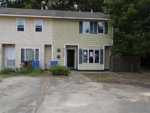 3735 Radford Cir