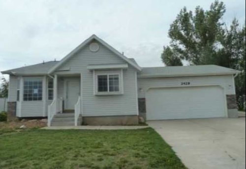 2429 West 2075 North