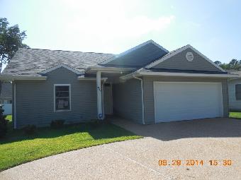 842 Shields Rd