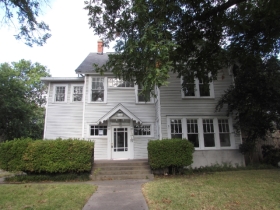 610 N 7th St