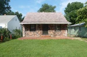 961 N University Ave