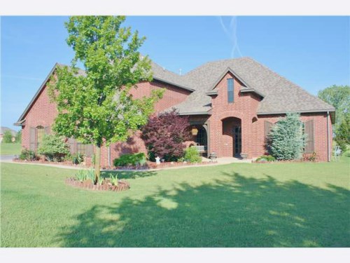 501 E Olivia Ter