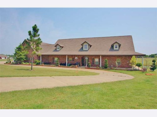 1017 Lake Front Drive