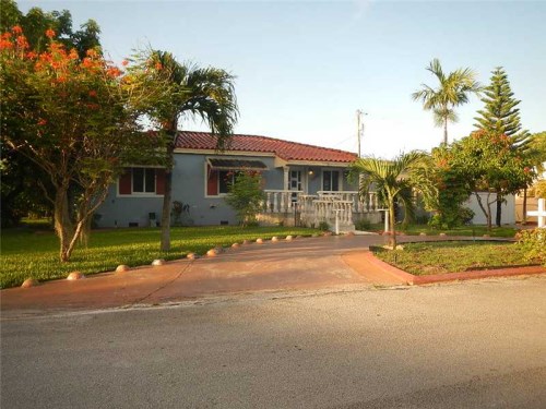 7300 SW 17 TE