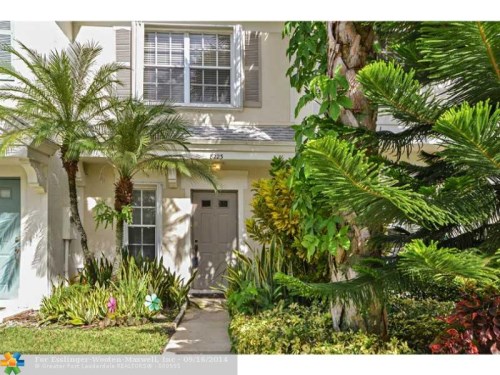 8223 San Carlos Cir # 8223