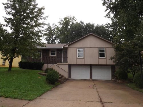 1104 Canterbury Ln