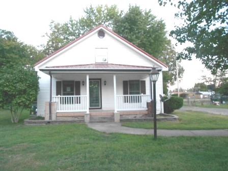 846 Main Street