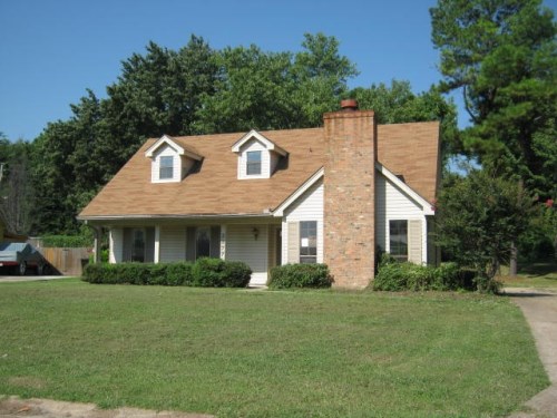 2277 Wood Glen Cv