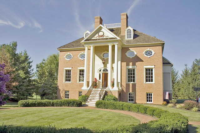 58 OAKHILL DRIVE