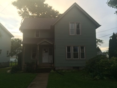 909 Warren Ave