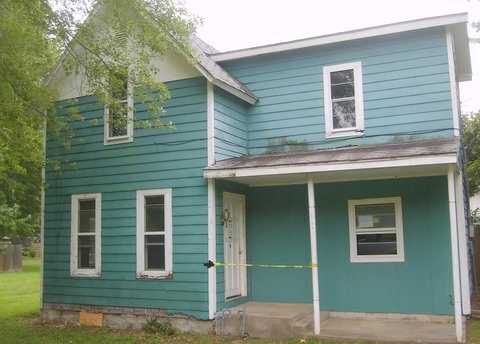 2700 Gabriel Ave