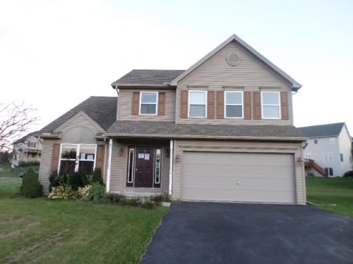 8 Kingsbridge Circle