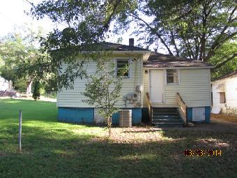 562 S Center St