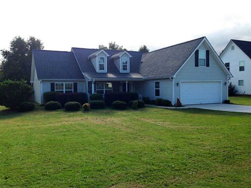 1045 Orchard Circle