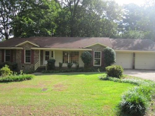 206 Doncaster Dr