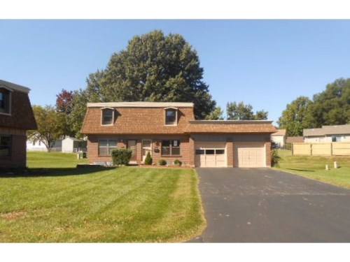 2359 Charlemagne Dr