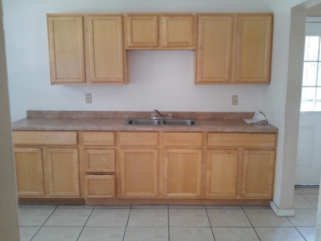 2524 Red Robin Dr