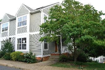 1259 Maple View Dr