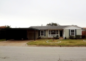 411 W Rogers Drive