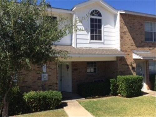 3907 Brandon Park Dr
