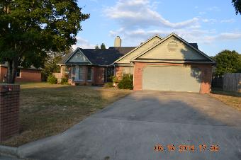 2906 Providence Dr SW