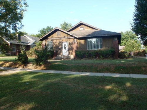 625 May Ave