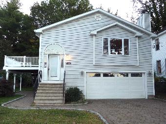 133 Pond Lily Ave