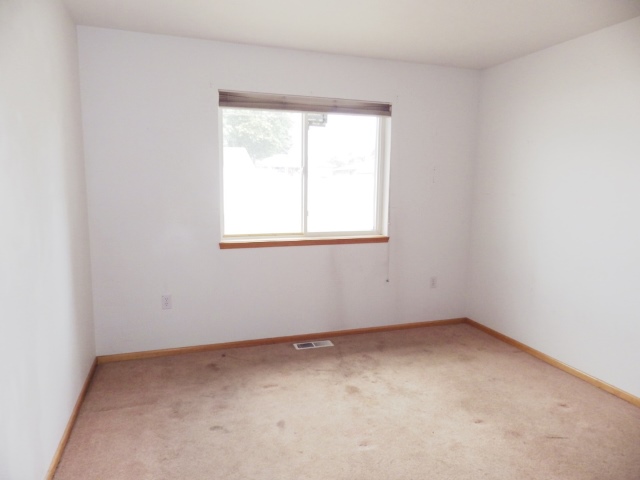 1224 W. Rowan Avenue