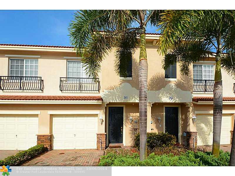203 Las Brisas Cir # 203