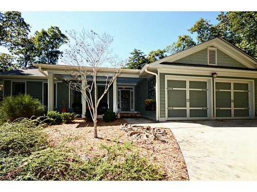 113 Banyon Court