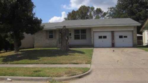 807 Caladium Dr