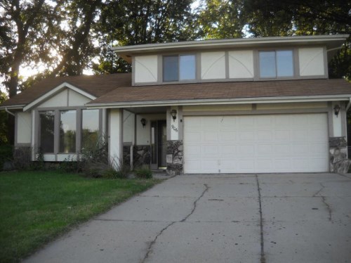 906 Vannornam Pl