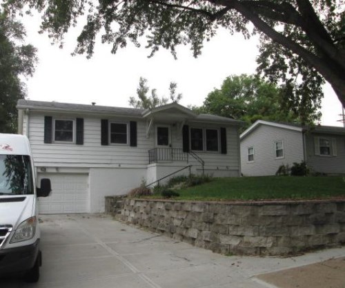 1207 W 16th Ave