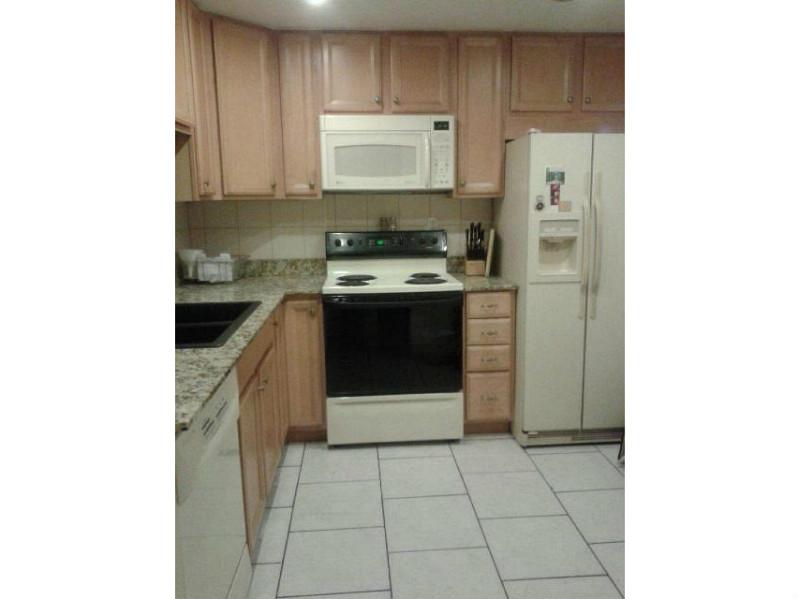 1893 S OCEAN DR # 402