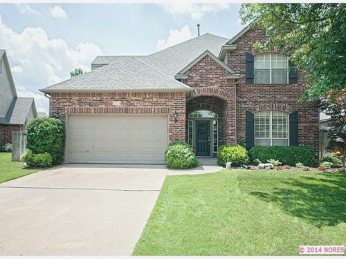 9314 E 118th Place