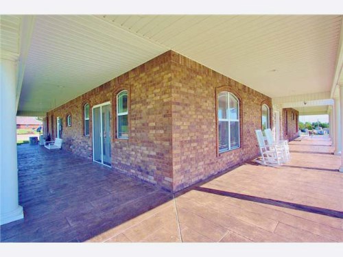 1004 Lake Front Dr
