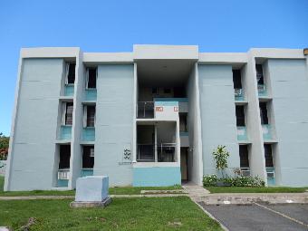 Apt D902 Villa Carolina Court