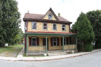 207 E Railroad Ave