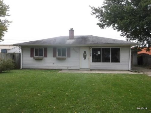 2905 Apache Dr
