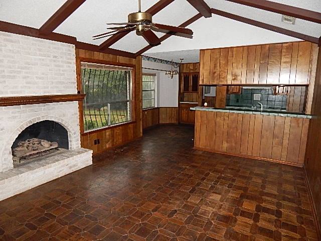 13702 Landmark Hl