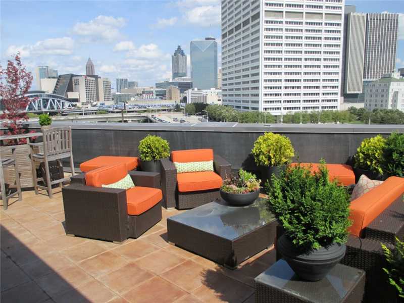 Unit 422 - 333 Nelson Street