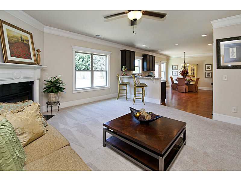 631 Summerstone Lane