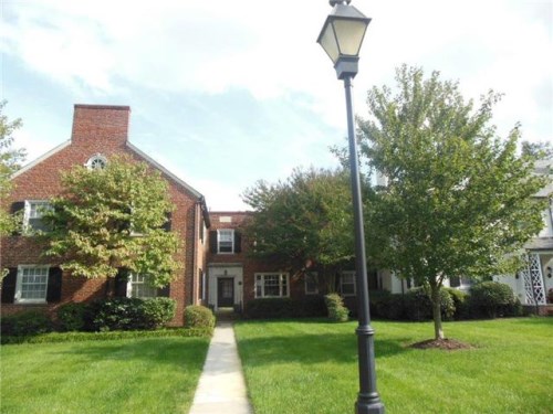 57 E Lock Ln #2