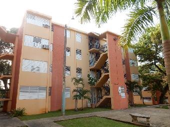 Interamericana Gardens Apt B18-4A