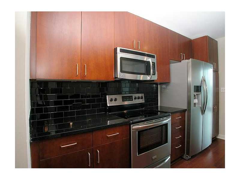 Unit 801 - 361 17 Street Nw