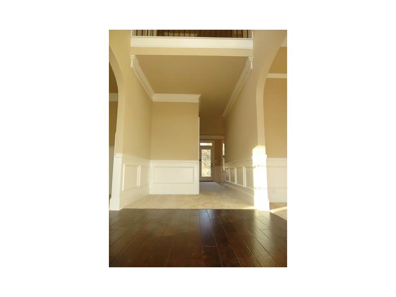 512 Starling View Circle