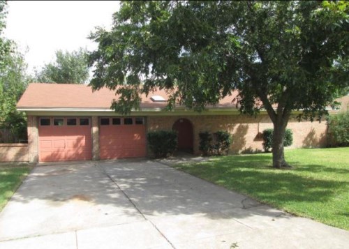 1009 Park Dr.