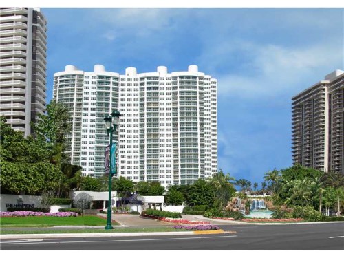 20201 E COUNTRY CLUB DR # 1202