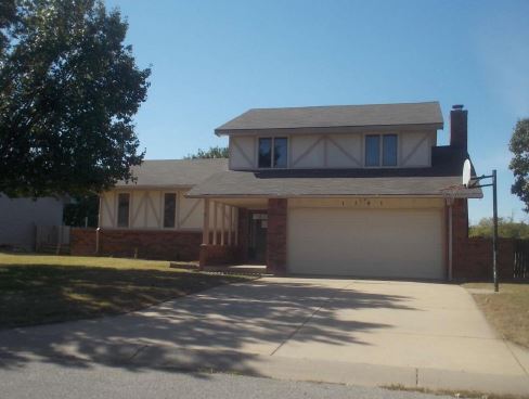 1101 Meadowhaven Ln