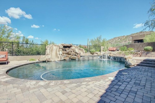 4319 N SAGEWOOD Circle